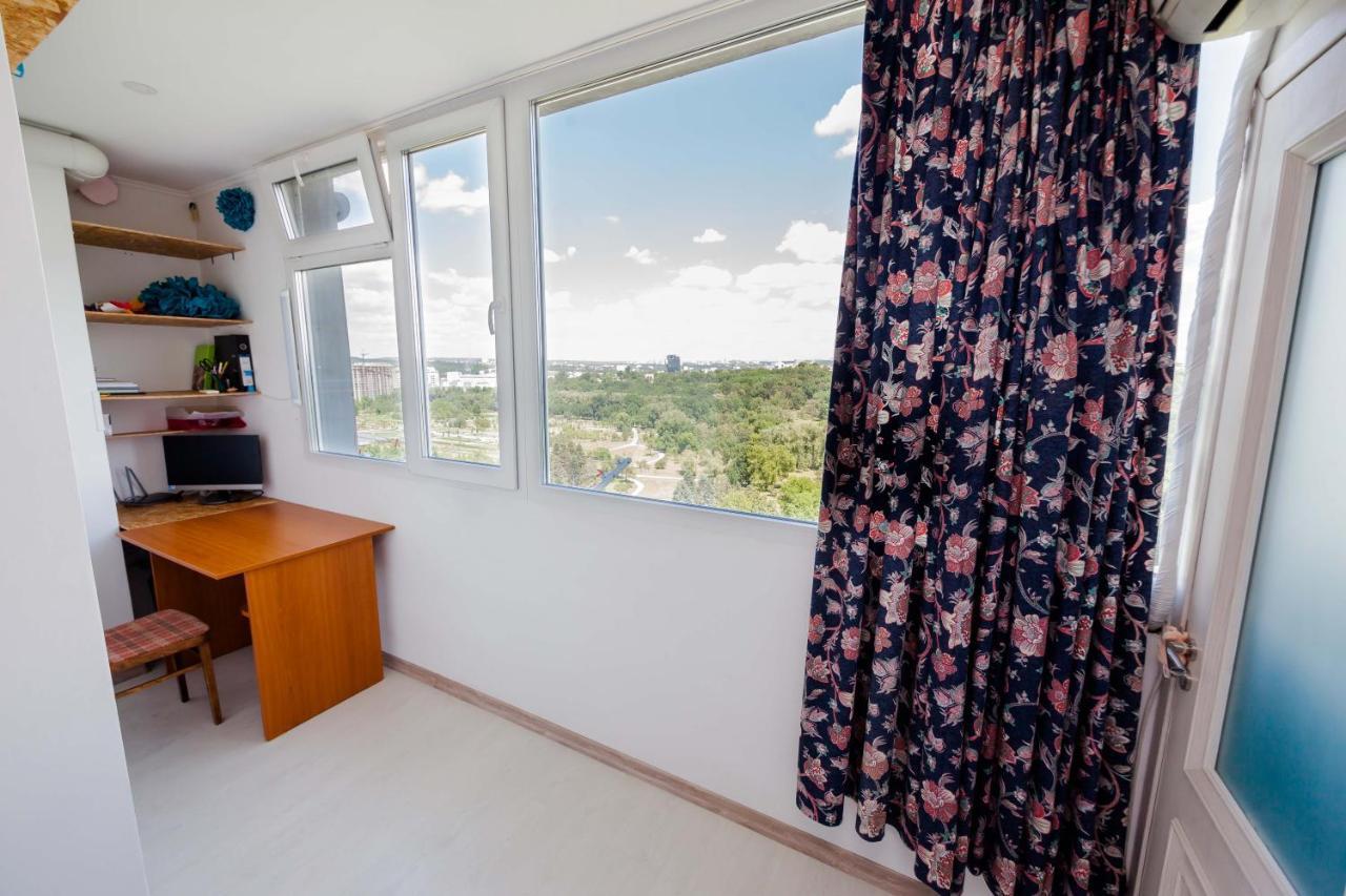Апартаменты Fantastic View On Chisinau Center - Super Fast Wifi - Two Botanical Gardens - 2Br Экстерьер фото